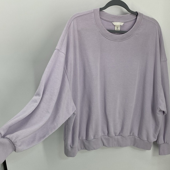 H&M Sweatshirt Size XL - Picture 4 of 7